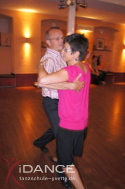 Tanzen in Lahr: Paartanz - Tanzschule Yvette