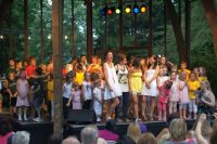 Tanzschule Yvette in der Rosenwoche im Stadtpark